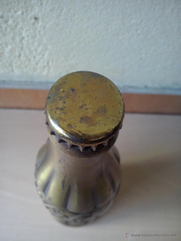 Coleccionismo de Coca-Cola y Pepsi: botella botellin dorada coca cola- 195 cms - Foto 3
