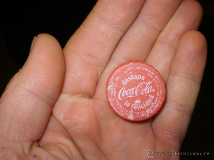 Coleccionismo de Coca-Cola y Pepsi: TAP&Oacute;N DE ROSCA EN PLASTICO , **DESTAPA COCA-COLA LA FELICIDAD** . VER ESTADO .