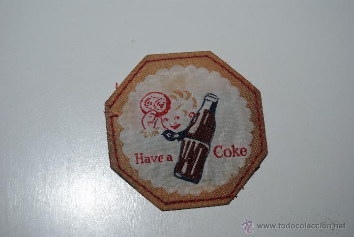 Coleccionismo de Coca-Cola y Pepsi: EMBLEMA COCA COLA DE TELA - Foto 1
