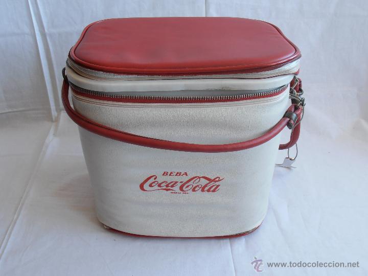 Coleccionismo de Coca-Cola y Pepsi: NEVERA PORTATIL COCA COLA A&Ntilde;OS 60 CON ABRIDOR COCA-COLA MUY BUEN ESTADO COMO NUEVA