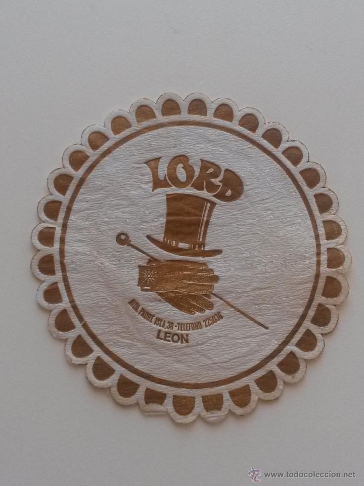 Collecting of Coca-Cola and Pepsi: Posavaso de lord ,avda. padre isla 38 ,leon