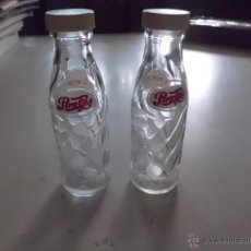 Coleccionismo de Coca-Cola y Pepsi: LOTE DE 2 SALEROS PEPSI DE CRISTAL AÑOS 60-70 BUEN ESTADO. Lote 51087224
