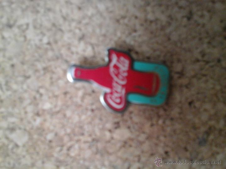 Coleccionismo de Coca-Cola y Pepsi: Pin coca cola - Foto 1