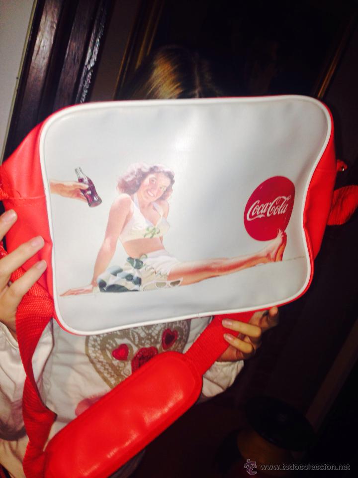 Collecting of Coca-Cola and Pepsi: Bolsa bandolera coca cola a&ntilde;os 70 en skay o polipiel