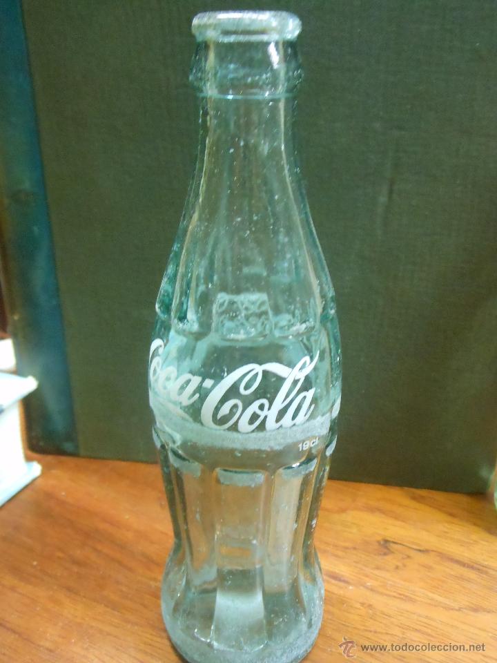 Coleccionismo de Coca-Cola y Pepsi: BOTELLA DE COCA COLA ANTIGUA 19 CL. - Foto 1