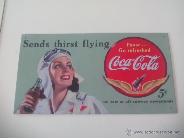 Colecionismo de Coca-Cola e Pepsi: Cartel publicitario de Coca-Cola. Placa de chapa Cocacola. Rotulo. Send thirst Flying