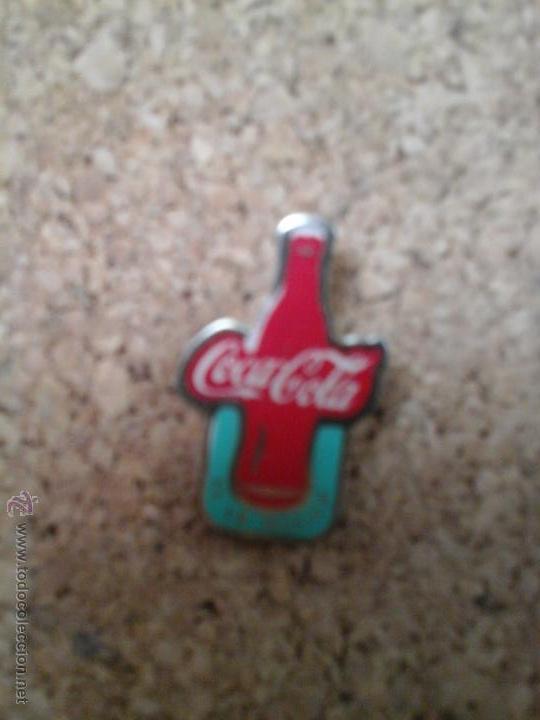 Coleccionismo de Coca-Cola y Pepsi: Pin coca cola - Foto 1