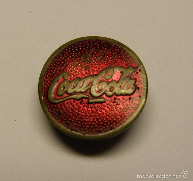 Collecting of Coca-Cola and Pepsi: Insignia de solapa antigua de Coca Cola. .