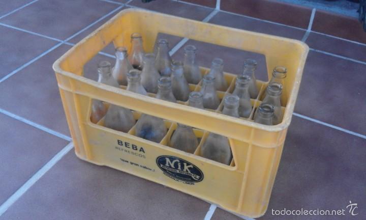 Sammeln von Coca-Cola und Pepsi: Vendo Antigua caja llena de botellines Nik Teror botellas Canarias Serigrafiados OFERTA ENV&Iacute;O.
