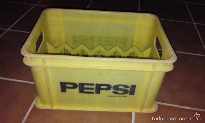 Sammeln von Coca-Cola und Pepsi: Antigua caja de refresco gaseosa Pepsi Cola amarilla a&ntilde;os 70 vac&iacute;a