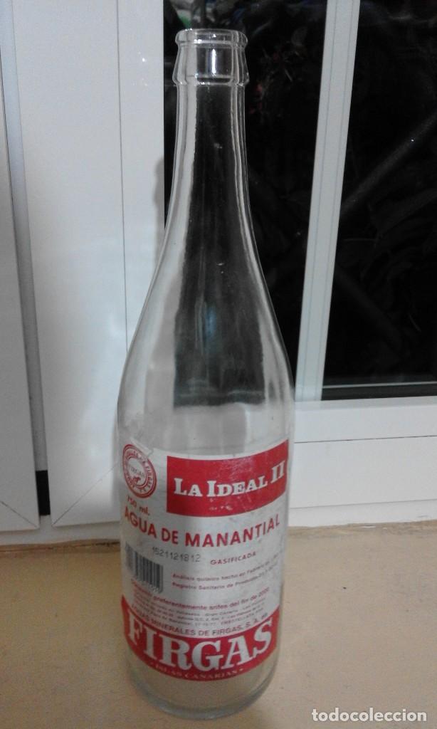 Coleccionismo de Coca-Cola y Pepsi: Antigua botella agua gaseosa Firgas Canarias Las Palmas etiqueta a&ntilde;os 90