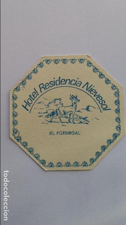 Collectionnisme de Coca-Cola et Pepsi: posavaso con a&ntilde;os de hotel residencia nievesol ,el formigal ,huesca