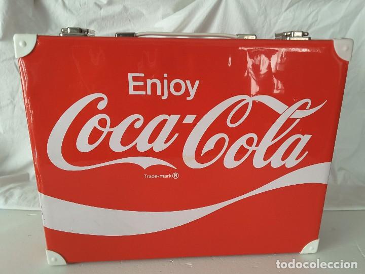 Coleccionismo de Coca-Cola y Pepsi: Malet&iacute;n Coca-Cola, 1970 - Foto 1