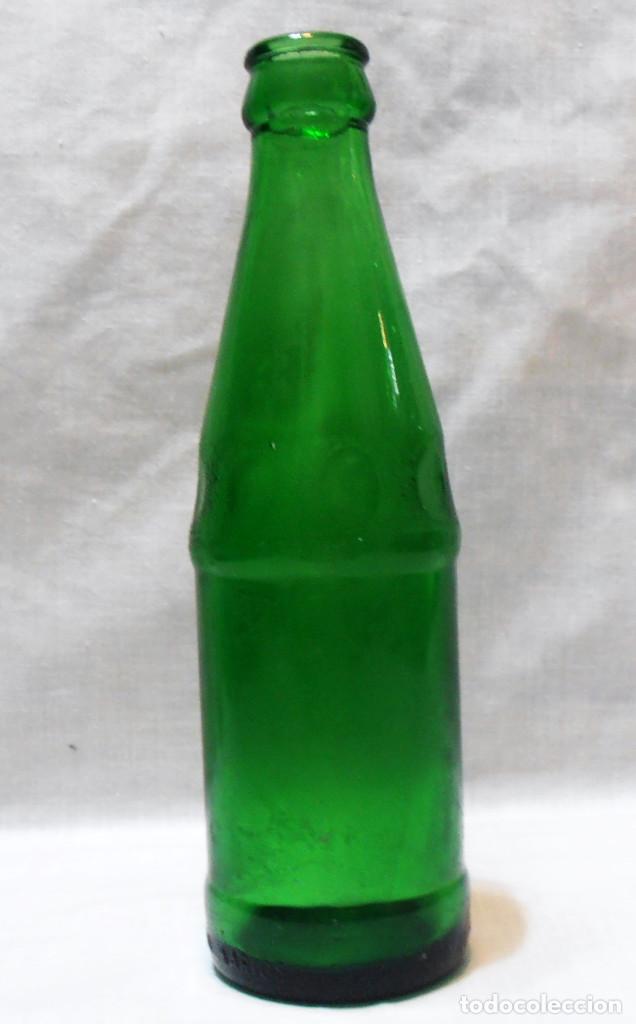 Coleccionismo de Coca-Cola y Pepsi: BOTELLA VERDE , PROPIEDAD COCA COLA - Foto 1