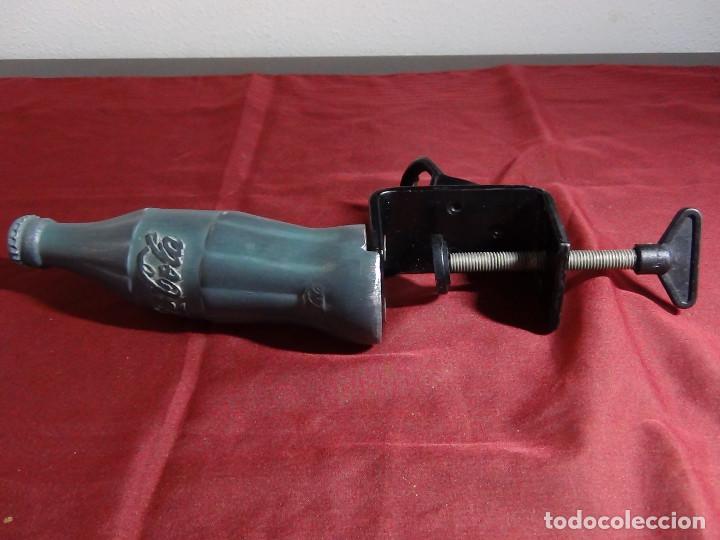 Coleccionismo de Coca-Cola y Pepsi: Abridor de barra profesional de coca cola - Foto 2