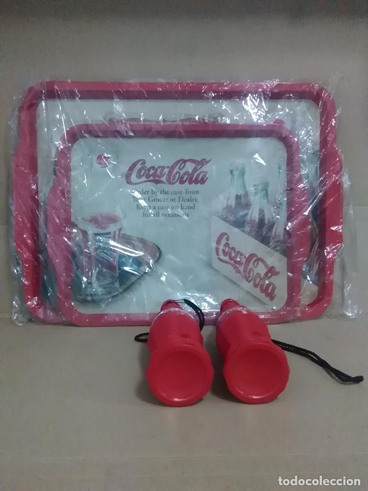 Coleccionismo de Coca-Cola y Pepsi: Coca cola bandejas y silbatos - Foto 1