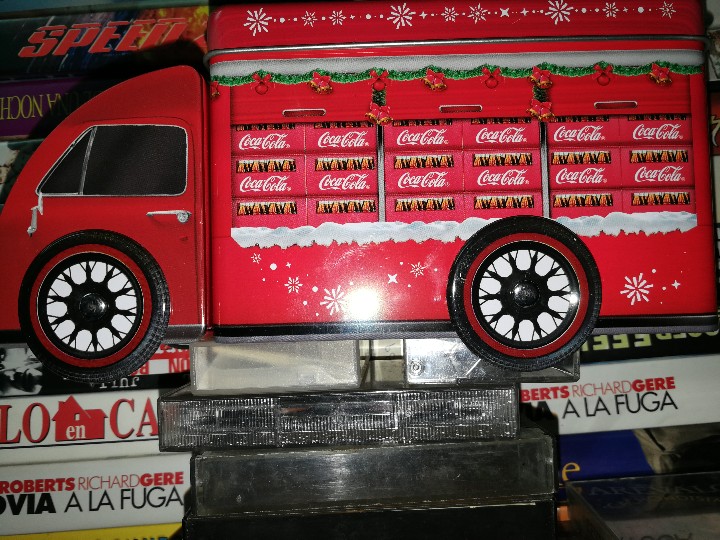 Collecting of Coca-Cola and Pepsi: CAMION DE REPARTO COCA COLA DE HOJALATA DE COCACOLA EN SU CAJA ORIGINAL 2