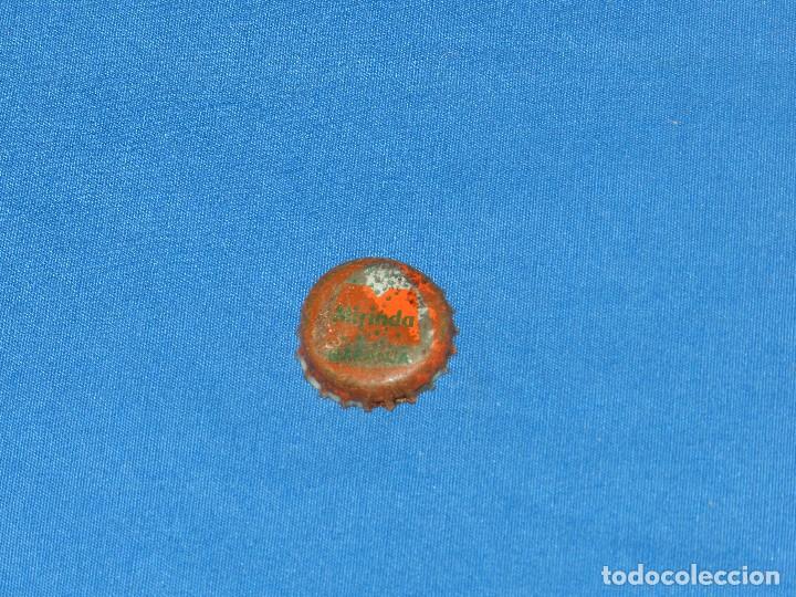Collecting of Coca-Cola and Pepsi: (45) TAPON CHAPA CORONA - MIRINDA NARANJA , SE&Ntilde;ALES DE USO