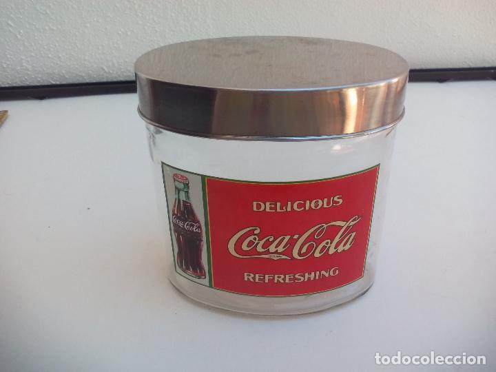 Collecting of Coca-Cola and Pepsi: Vintage, bote o tarro con publicidad de Coca Cola. Cocacola. delicious refreshing