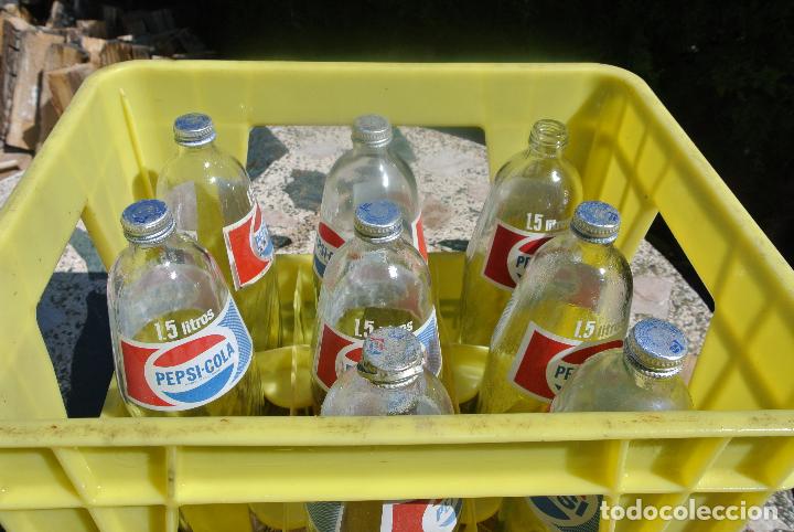 Coleccionismo de Coca-Cola y Pepsi: Caja de bebidas con botellas de Pepsi - Foto 7