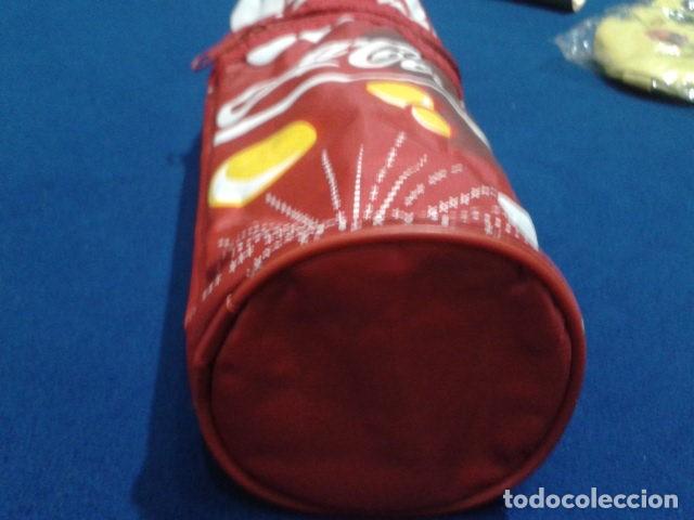 Coleccionismo de Coca-Cola y Pepsi: COCA COLA ( NEVERA DE MANO ) PREMIO COCA COLA 2006 - Foto 3