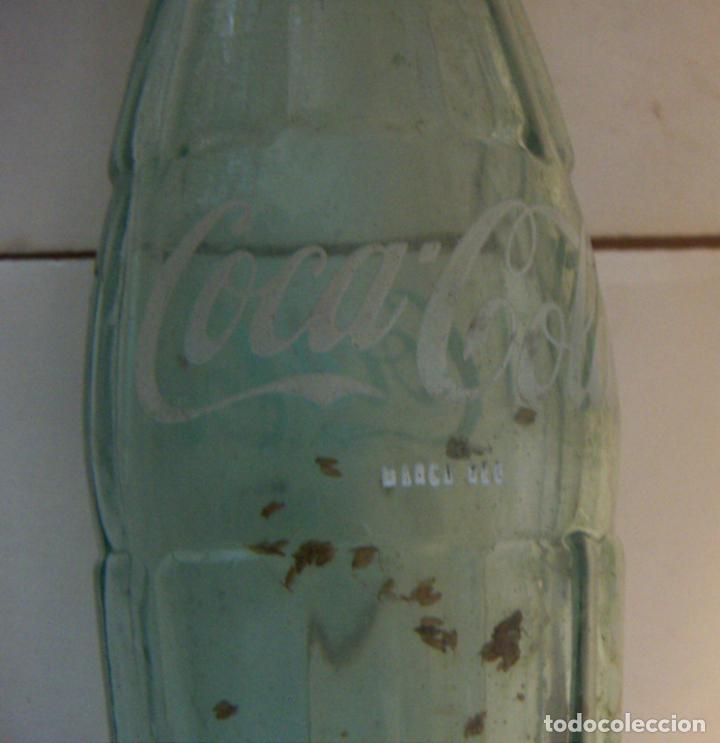 Coleccionismo de Coca-Cola y Pepsi: Botella de Coca Cola serigrafiada - Foto 2