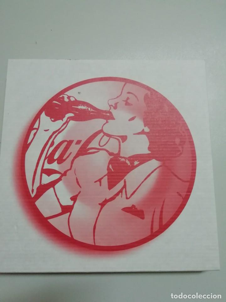 Coleccionismo de Coca-Cola y Pepsi: Plato de loza con mujer - Foto 2