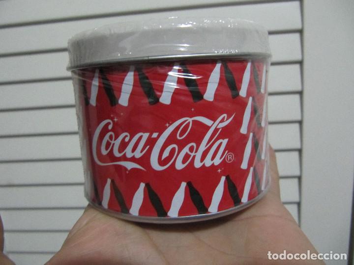Sammeln von Coca-Cola und Pepsi: Bote con calcetines Coca Cola 42-45-PRECINTADO