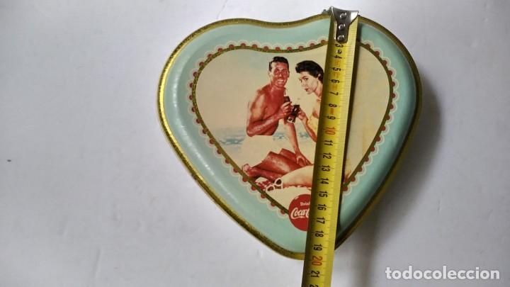 Coleccionismo de Coca-Cola y Pepsi: Caja de lata Coca cola coraz&oacute;n 1990 - Foto 8