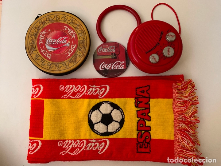 Sammeln von Coca-Cola und Pepsi: LOTE COCA COLA, RADIO, PORTA CD&rsquo;S, POSAVASOS Y BUFANDA