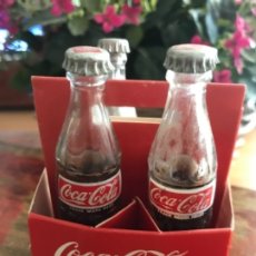 Coleccionismo de Coca-Cola y Pepsi: CAJA BOTELLAS COCA-COLA. PACK 4. MINIATURA