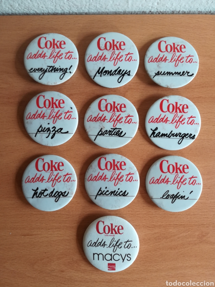 Collecting of Coca-Cola and Pepsi: 10 Serie Coke Adds Life to... Button pin - a&ntilde;os 70's - Coca-Cola Vintage chapa Macys aguja