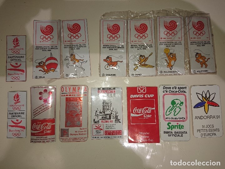 Collezionismo di Coca-Cola e Pepsi: LOTE DE 14 ETIQUETAS DE BEBIDAS EN CHAPA , COCA COLA olimpiadas, LEER DESCRIPCION