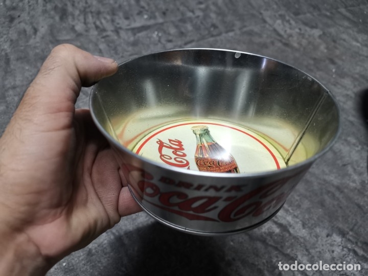 Collezionismo di Coca-Cola e Pepsi: PRECIOSO BOL MET&Aacute;LICO DE LA MARCA COCA COLA