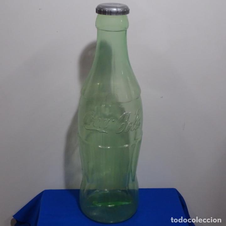 Coleccionismo de Coca-Cola y Pepsi: Gran Hucha coca cola de pl&aacute;stico.61 cm - Foto 1