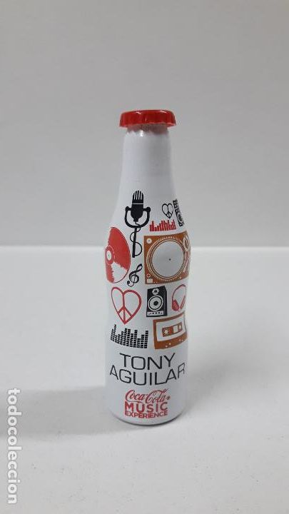 Collectionnisme de Coca-Cola et Pepsi: BOTELLA EN MINIATURA DE COCA COLA . MUSIC EXPERIENCE - TONY AGUILAR . ALTURA 8 CM