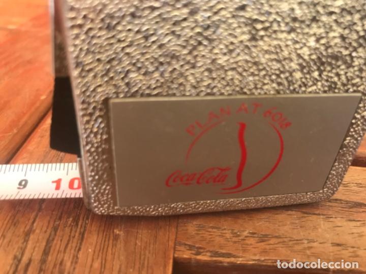Collectionnisme de Coca-Cola et Pepsi: Coca-Cola. Cinta m&eacute;trica. Plan AT 6018. 3 metros. Metal
