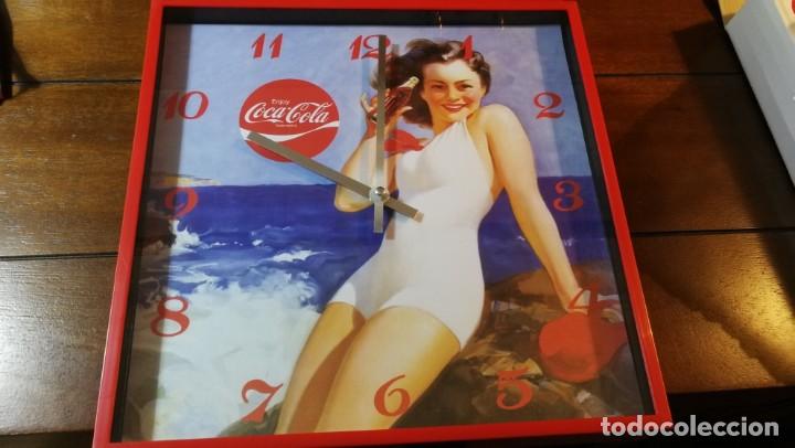 Coleccionismo de Coca-Cola y Pepsi: RELOJ DE PARED COCACOLA VINTAGE COCA COLA NUMERO 4 CUADRADO 28 x 28 cm