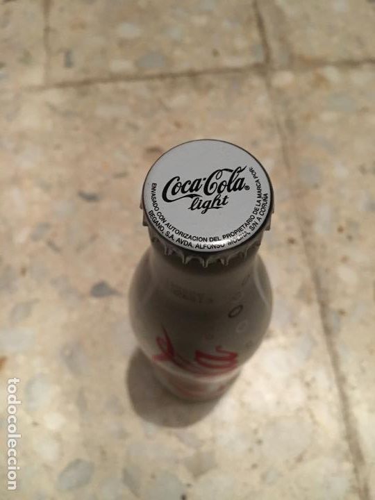 Coleccionismo de Coca-Cola y Pepsi: BOTELLA DE COCA COLA ALUMINIO LLENA SIN ABRIR - Foto 2