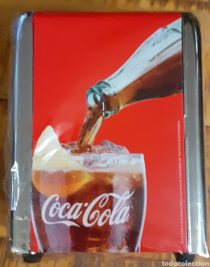Collecting of Coca-Cola and Pepsi: COCA COLA - SERVILLETERO MET&Aacute;LICO Y PL&Aacute;STICO - PUBLICIDAD OFICIAL -