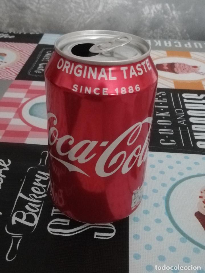 Collecting of Coca-Cola and Pepsi: LATA VAC&Iacute;A DE COCA-COLA (330 ML.) - DINAMARCA, 2018 -