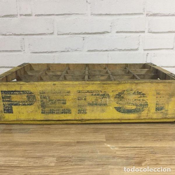 Sammeln von Coca-Cola und Pepsi: Antigua Caja de Pepsi Newport USA 1950`s