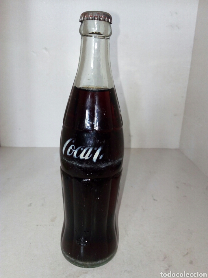 Coleccionismo de Coca-Cola y Pepsi: Botella de Coca Cola llena - Foto 2