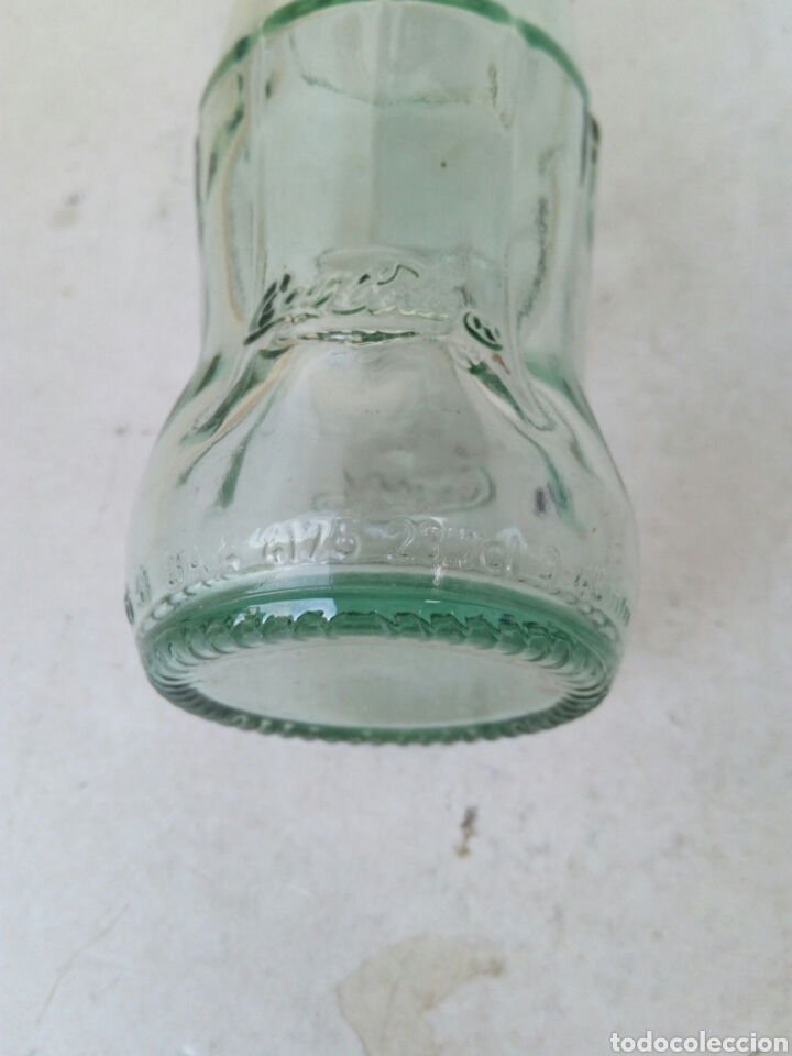Coleccionismo de Coca-Cola y Pepsi: Botella vac&iacute;a de Coca Cola - Foto 3