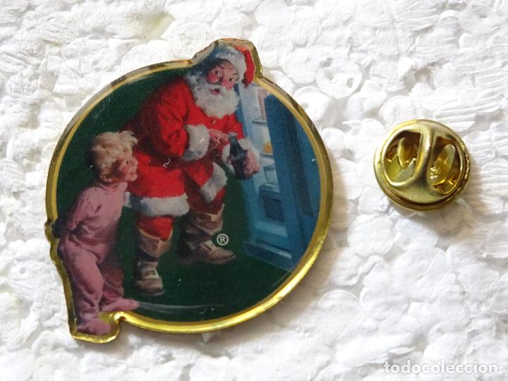 Coleccionismo de Coca-Cola y Pepsi: PIN DE BEBIDAS COCA COLA. NAVIDADES. COCA COLA SANTA CLAUS PAPA NOEL. NEVERA