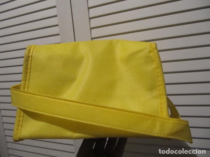 Coleccionismo de Coca-Cola y Pepsi: Bolsa bolso nevera SPRITE AMARILLA - Foto 3
