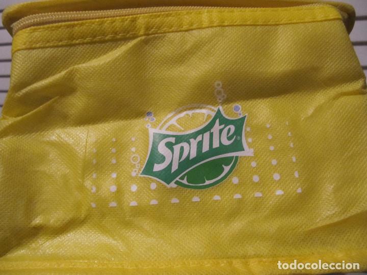 Coleccionismo de Coca-Cola y Pepsi: Bolsa bolso nevera SPRITE AMARILLA - Foto 5