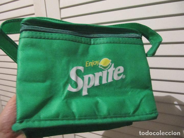 Coleccionismo de Coca-Cola y Pepsi: bolso nevera SPRITE VERDE - Foto 3