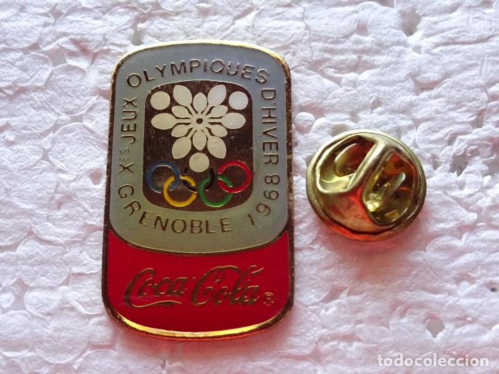 Sammeln von Coca-Cola und Pepsi: PIN DE DEPORTES / COCA COLA. JUEGOS OL&Iacute;MPICOS DE INVIERNO. CARTEL GRENOBLE 68 1968. SERIE CHINA