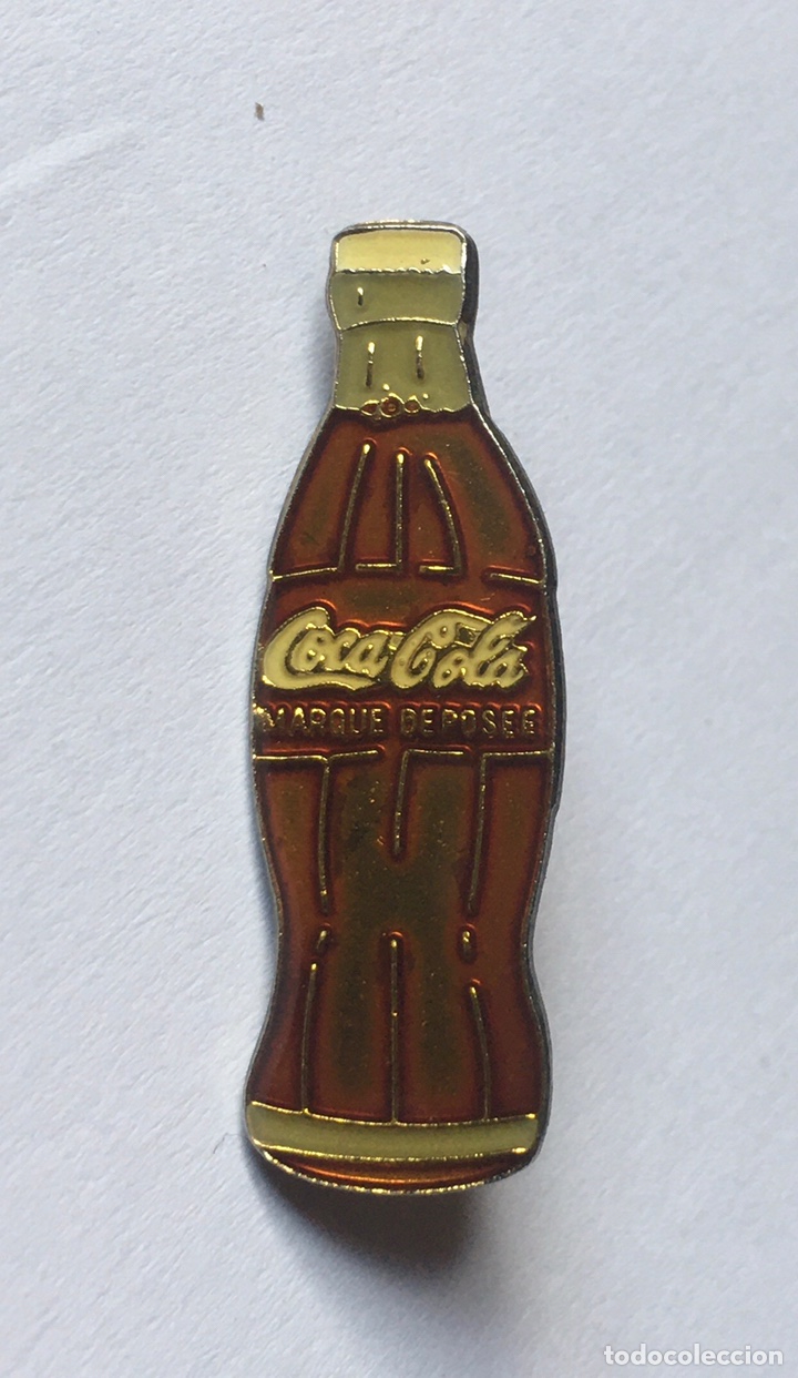 Coleccionismo de Coca-Cola y Pepsi: Pin botella CocaCola - Foto 1